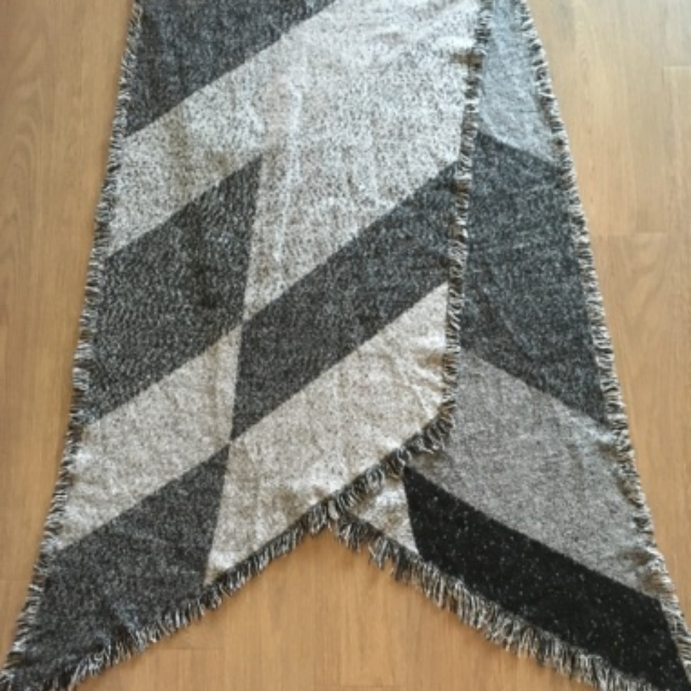 Geometric Asymmetrical Scarf